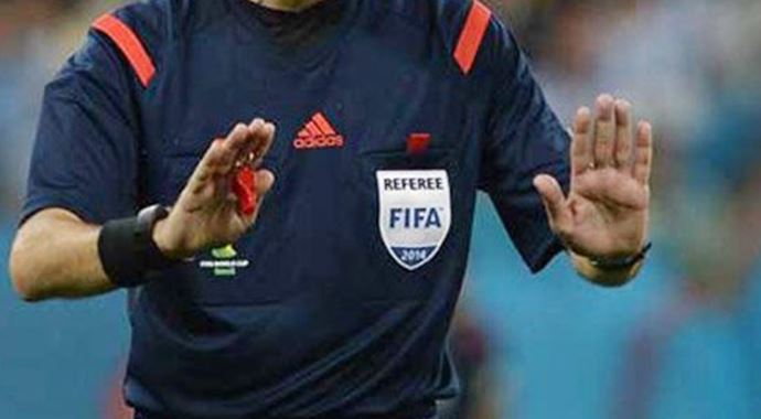 Profesyonel hakemler imza atıyor