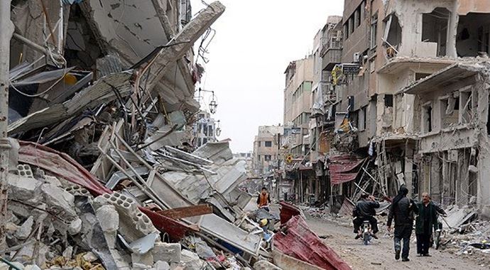 Esed güçlerinden sivillere varil bombalı saldırı