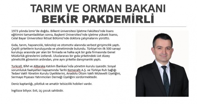 1973 yılında İzmir’de doğdu.
Bilkent Üniversitesi İşletme Fakültesi’nde lisans eğitimini tamamladıktan sonra, Başkent Üniversitesi’nde İşletme Yüksek Lisansı, Celal Bayar Üniversitesi İktisat Bölümü’nde doktora çalışmalarını yürüttü.
Gıda, tarım, hayvancılık, teknoloji ve otomotiv alanlarında serbest girişimcilik yaptı. Çeşitli şirketlerin kuruluşunda ve yönetiminde bulundu. Türkiye’nin ilk 500 sanayi kuruluşu arasında yer alan bir firmada ve halka açık bir gıda firmasında Genel Müdürlük görevlerini üstlendi. Uluslararası bir gıda şirketindeki üst düzey yöneticilik görevinin ardından, yine aynı şirkette danışmanlık yaptı.
Turkcell, BİM ve Albaraka Katılım Bankası’nda yönetim kurulu üyesidir. Sosyal sorumluluk faaliyetleri kapsamında Tarihi Kemeraltı A.Ş. ve Türkiye Ruh Sağlığı Tedavi Vakfı Yönetim Kurulu Üyeliklerini, Anadolu Otizm Vakfı Mütevelli Üyeliğini, Sermaye Piyasası Yatırımcıları Derneği Üyeliğini sürdürmektedir.
Deniz kaptanlığı, pilotluk ve amatör telsizcilik hobileri vardır.
İngilizce biliyor. Evli, üç çocuk sahibidir.