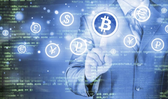 Kripto para dünyasının bir dönem büyük umutlar bağladığı ancak bir türlü beklenen sıçramayı yapamayan XRP’nin değerinin 10 yıl içinde 0.994 dolar olması bekleniyor.