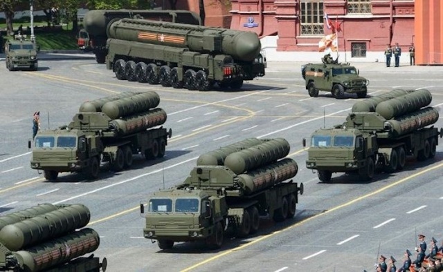 Rusya, S-400 hava savunma sisteminin satışıyla ilgili şu ana kadar Türkiye dışında sadece Çin ile anlaştı. 