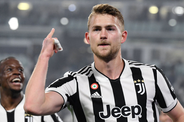 Mathijs de Light... Juventus'un Hollandalı stoperinin sözleşmesi uzatılacak. Takımda kalıyor.
