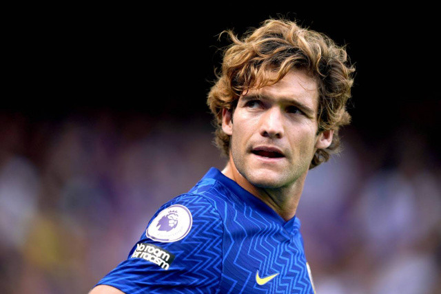 Marcos Alonso... O da Chelsea'den kopmak üzere olan yıldızlardan. Babası gibi Real Madrid formsı giyecek.
