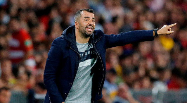 Diego Martinez Penas... Espanyol'un yeni teknik direktörü belli oldu. Fabio Cannavaro'yla anlaşamayan La Liga ekibi Martinez'i getiriyor.