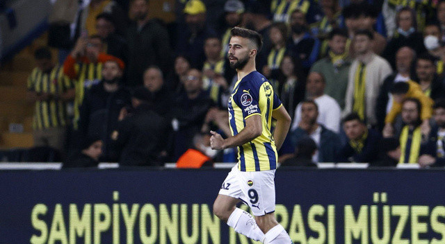 Diego Rossi... Fenerbahçe'nin Uruguaylı forveti 2 milyon euroluk değer artışıyla 14.5 milyon euro oldu. 24 yaşındaki forvet transferin de gözdesi konumunda.