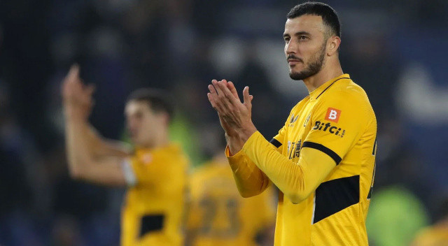 Premier League'i takip eden futbolseverlerin yakından tanıdığı 32 yaşındaki Faslı savunma oyuncusu son 6 sezondur Wolverhampton forması giyiyor.
Premier League'de geçen sezon 31 maça çıkan 1.88'lik stoper Beşiktaş'ın bu yaz Gedson'dan sonra 2. transferi olacak.