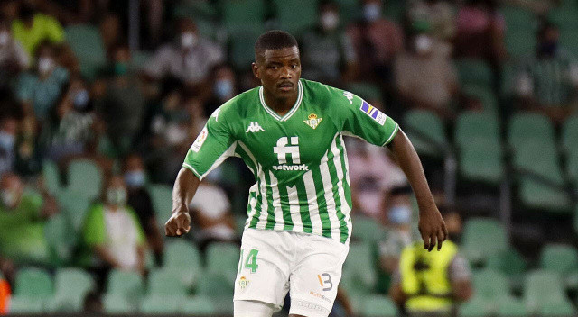 Portekiz Milli Takımı'nın formasını 73 kez giyen yıldız futbolcunun güncel piyasa değeri 16 milyon euro ve Real  Betis'le 2023'e kadar sözleşmesi bulunuyor.
Peki Fenerbahçe bu yoklukta böylesi önemli bir futbolcuyu nasıl alacak?