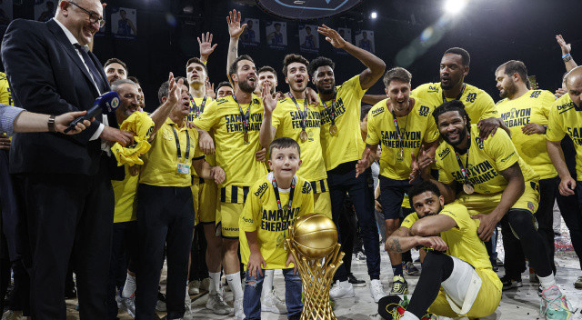 Ligde 2018'den sonra ilk şampiyonluğunu yaşayan sarı-lacivertli ekip, toplamda ise 10. kez kupayı müzesine götürdü.
Fenerbahçe, Basketbol Süper Ligi'nde 1991, 2007, 2008, 2010, 2011, 2014, 2016, 2017 ve 2018'in ardından 2022'de de şampiyonluk ipini göğüsledi.