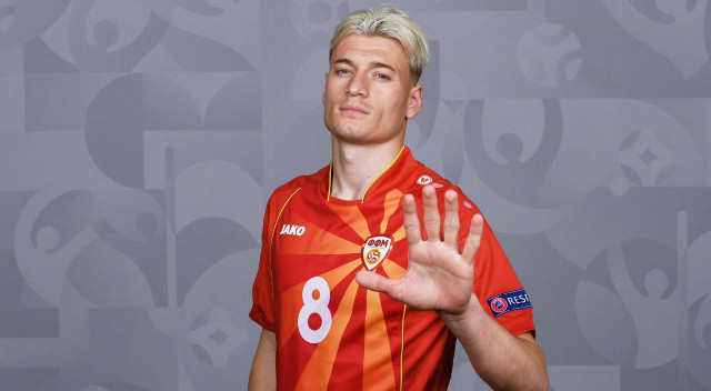 Sol bekte Ezgjan Alioski transferi bitti.. Makedon futbolcuyla her konuda anlaşıldı ve kendisine