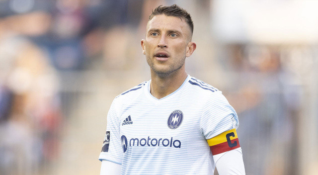 Konyaspor'a Kosta Rikalı stoper... MLS'te San Jose Earthquake forması giyen 29 yaşındaki futbolcu Abdülkerim Bardakçı'nın yerini dolduracak.
Avrupa'da birden fazla talibi olan Calvo kariyeri boyunca 
Amerika dışında hiç oynamadı.