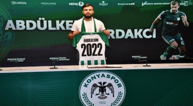 Türk futbolunun değerini geç bulan oyuncularından biri olan Abdülkerim Bardakçı kariyerinin büyük bir bölümünü Konya'da geçirdi. Konyaspor'un tam 7 defa kiralamayı tercih ettiği tecrübeli oyuncu, A. Selçuklu, Adana Demir, Samsun (2), Giresun, Denizli ve Altay'da oynadı.
