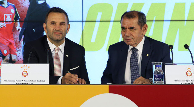 Tüm bu gelişmeler arasında Galatasaray'ın transferi bitirdiği iddiası ortaya atıldı.
Hürriyet'in haberine göre; Abdülkerim Bardakcı Galatasaray’da.