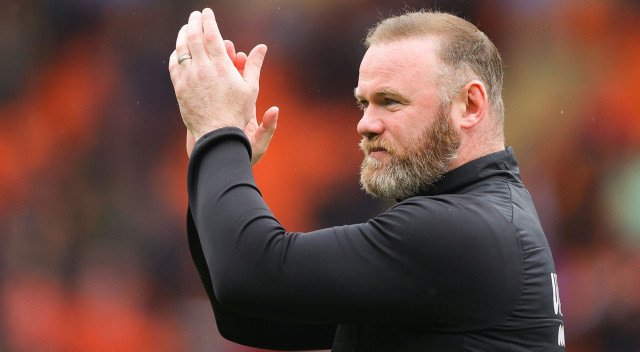 Wayne Rooney Derby County'den ayrıldı... Teknik direktörlük kariyeri iyi başlamayan İngiliz çalıştırıcı takımını küme düşürmüştü.