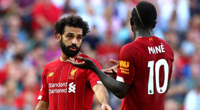 Liverpool forvet hattına Darwin Nunez'i getirdi. Takımda ayrıca Diogo Jota ve Roberto Firmino' var ancak Salah'ın kaybı hücum seçenekleri açısından büyük sorun oluşturabilir.
Salah'ın taraftarın gözündeki değeri ve dünya çapındaki popülaritesi de büyük bir kayıp olacaktır.