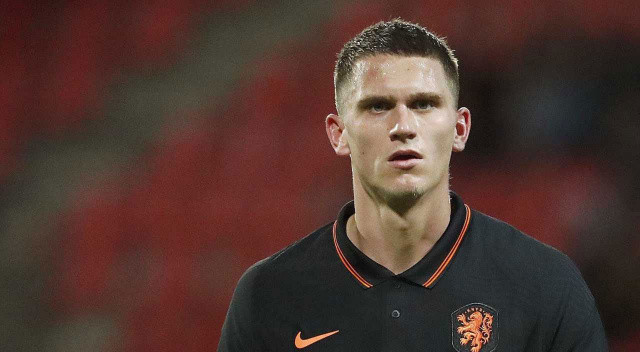 Lille'in ve Hollanda Milli Takımı'nın 23 yaşındaki stoperi Sven Botman 45 milyon euroya Newcastle United'a satıldı.
