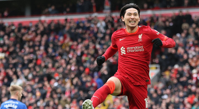 Liverpool, Japon forvet Takumi Minamino'yu AS Monaco'ya sattı. 23 yaşındaki futbolcunun bonservisi içni 18 milyon euro ödenecek.