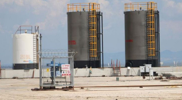 Kabine toplantısı sonrası önemli açıklamalarda bulunan Cumhurbaşkanı Recep Tayyip Erdoğan, yapılan araştırmalar sonucu bulunan petrol rezervinin yüksek kalitede olduğunu söyledi.