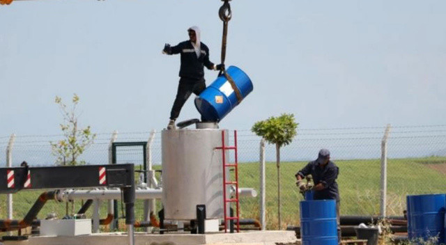 Şimdi ise tekrar Türkiye Petrolleri Anonim Ortaklığı’nın çalışması var. Ceyhan, 2007 yılında Enerji İhtisas Bölgesi ilan edildi. Cumhurbaşkanımız geldi ve geçen aylarda petrokimya tesisinin temeli atıldı. Ceyhan’ın Türkiye’de ve uluslararası arenada önemi çok büyük” dedi.