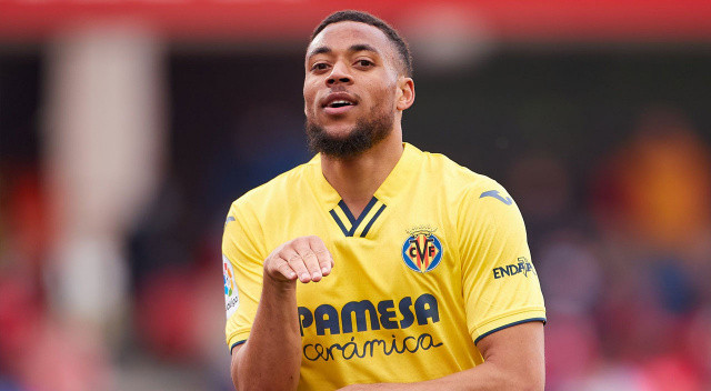 Villarreal'in Nijeryalı golcüsü Arnaut Danjuma, West Ham United'a transfer oluyor. Golcü transferinde yapacağı hamle merakla beklenen Londra devi, geçen sezon Şampiyonlar Ligi'ne damga vuran Danjuma için Villarreal'e 45 milyon euro bonservis ödeyecek.