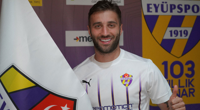 Galatasaray'dan tecrübeli stoper Alpaslan Öztürk