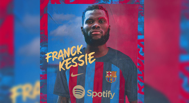 Transfer sezonunda Milan orta sahasının kalbi Franck Kessie ve Chelsea stoperi Andreas Christensen'i dün açıklayan Barcelona, Cristiano Ronaldo'yu da bitirmek istiyor. Katalan devi 37 yaşındaki süper yıldızla görüşmelere başladı. Toplam piyasa değeri 80 milyon euro olan Kessie ve Cristensen'i bedavaya alan Barça, Portekizli süper yıldızı da