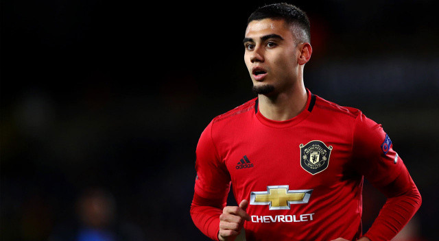 Manchester United'ın 26 yaşındaki Brezilyalı 10 numarası Andreas Pereira, Fulham'a satıldı. Geçen sezonu Flamengo'da kiralık geçiren sambacı için toplam 13 milyon euro bonservis ödenecek.