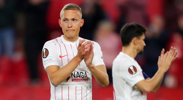 Aston Villa, sol bek rotasyonuna Ludwig Augustinsson'u ekliyor. Sevilla'da forma giyen 28 yaşındaki İsveçli için satın alma opsiyonlu kiralık anlaşmasına varıldı.