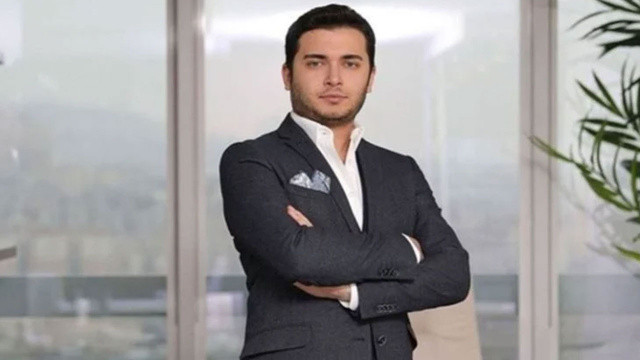 Türkiye Cumhuriyeti'nin en büyük dolandırıcısı olarak tarihe geçen ve 356 milyon liralık bir vurgunla ortadan kaybolan 'Kripto Faruk' lakaplı Faruk Fatih Özer, Arnavutluk'ta yakalandı.