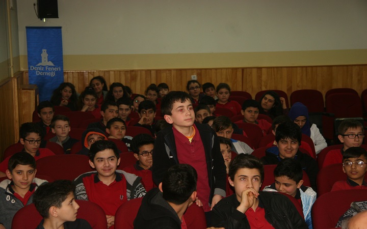 Deniz Feneri Derneği minik yüreklere "iyilik” kavramını anlattı