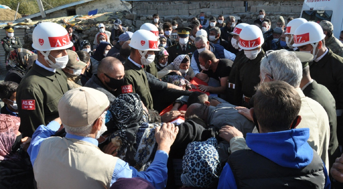 Şehit Er Volkan Soy memleketi Kars'ta toprağa verildi
