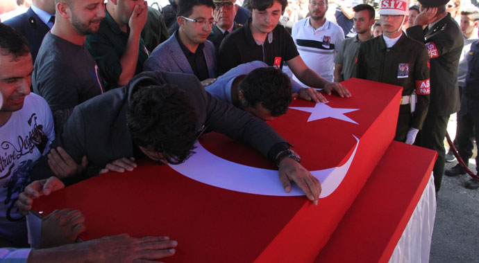 Alanya gözyaşları eşliğinde şehidini uğurladı