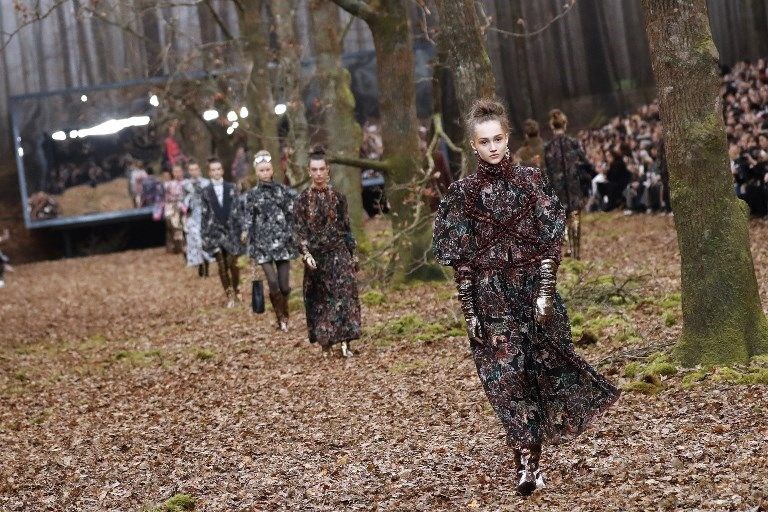 Fransız moda devinden skandal defile