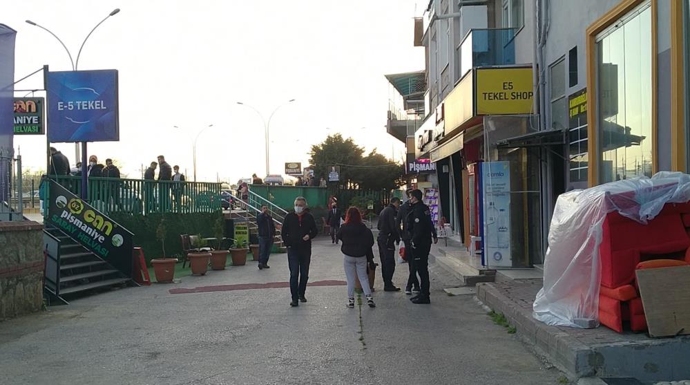 Kocaeli'nde bir genç kendisini kovalayan 3 kişi tarafından bıçaklandı