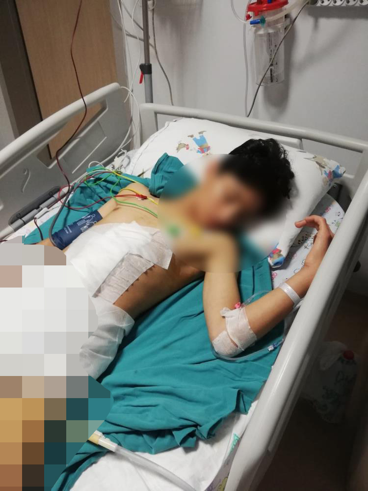 Köpekten kaçarken yere düşüp dalağı parçalandı