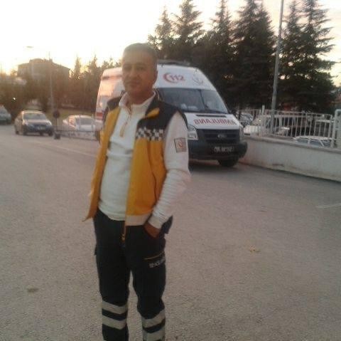 Balık tutmak için girdiği gölde canından oldu