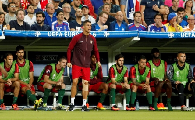Ronaldo bunu da yaptı!