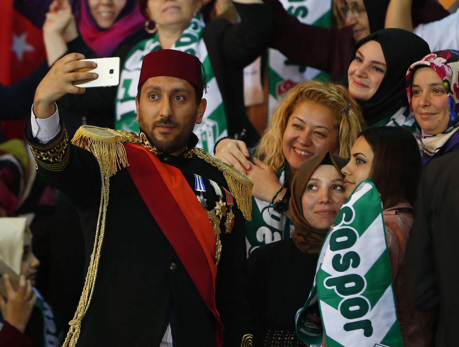 AK Parti kongresi başladı! Dümen Reis'te