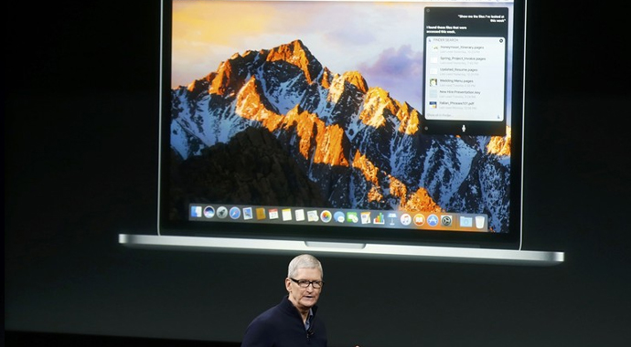 Apple, Macbook Pro ve Macbook Air'i tanıttı