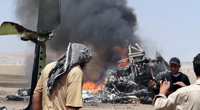 Rus helikopteri düşürüldü: 5 ölü var