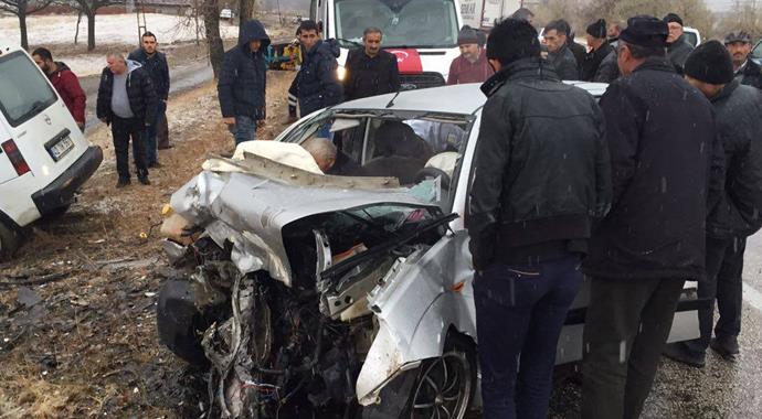 Tokat'ta feci kaza: 2 ölü, 3 yaralı