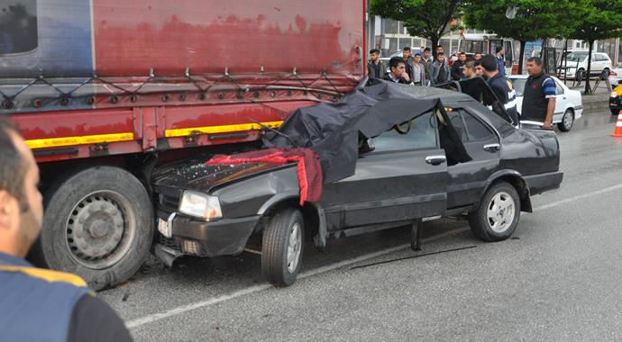 Yozgat'ta feci kaza: 2 ölü, 2 yaralı var