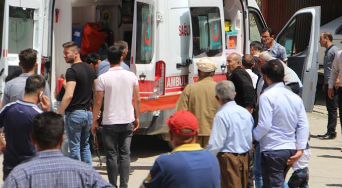 PKK'dan Şemdinli'de bombalı tuzak, yaralı askerler var
