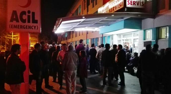 Beyşehir'de öğrenci servisi devrildi: 24 yaralı