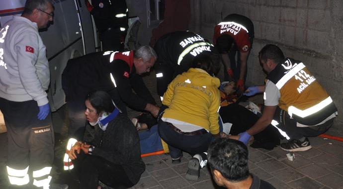 İşçileri taşıyan minibüs evin duvarına çarptı: 3 ölü, 8 yaralı