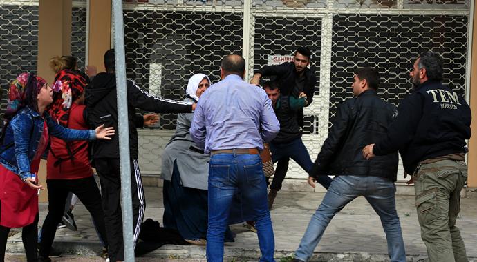 Mersin Adliyesi karıştı