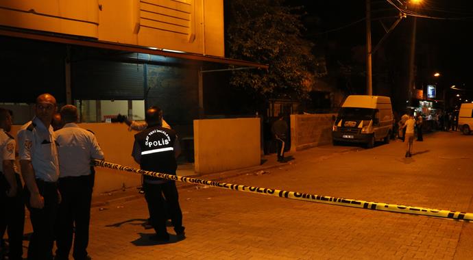 Kahvehanede silahlı kavga: 5 yaralı