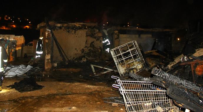Gaziantep'te yangın! Bir aile yok oldu