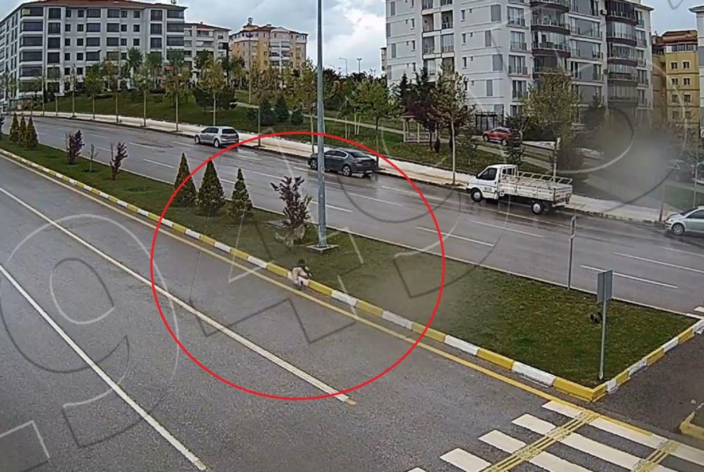 Köpekten kaçarken yere düşüp dalağı parçalandı