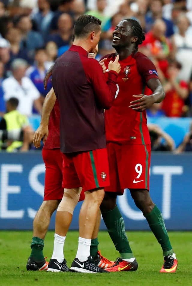 Ronaldo bunu da yaptı!