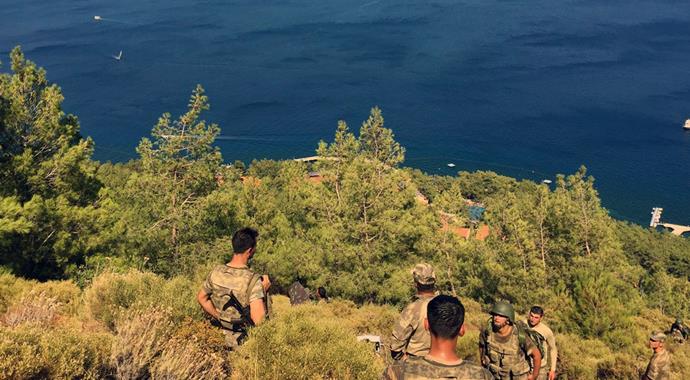 Marmaris'te kaçan hainlerin silahları ele geçirildi
